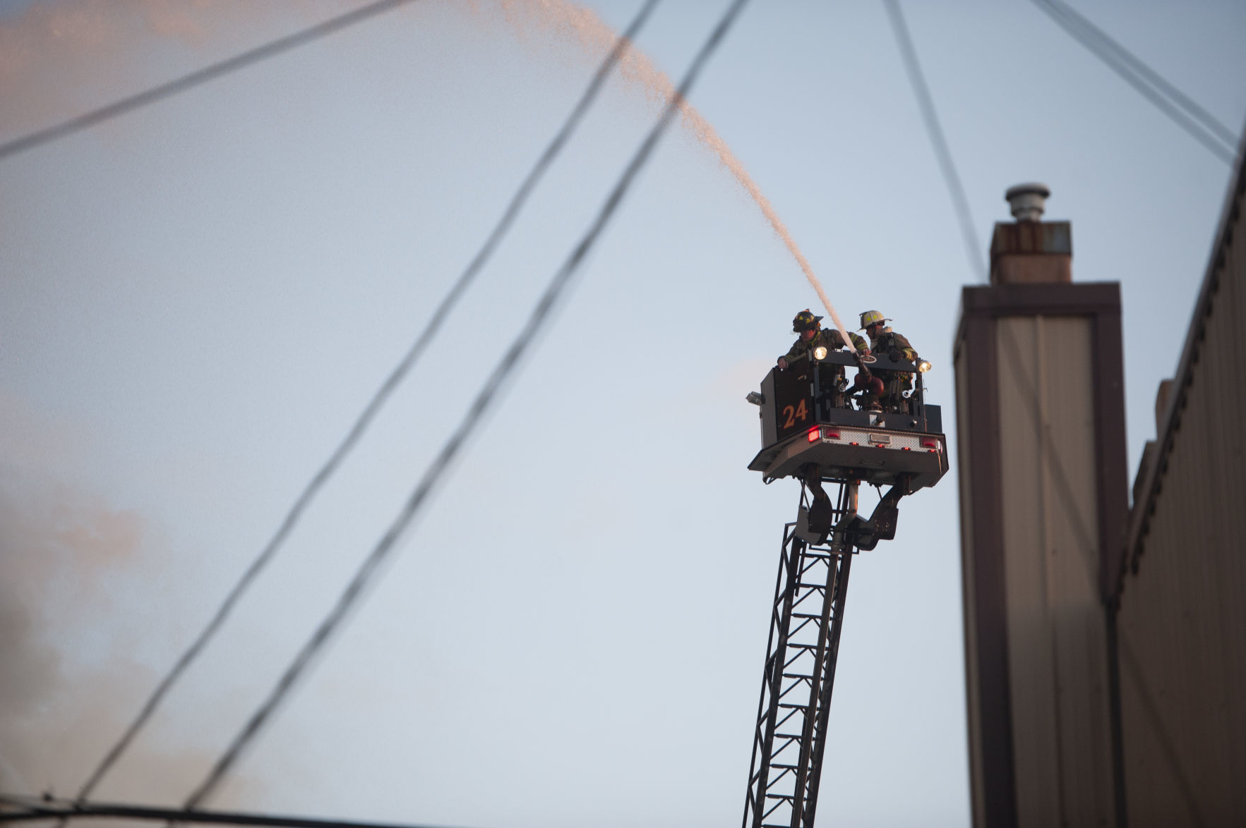 Shores Building Fire 22 (03/21/19)